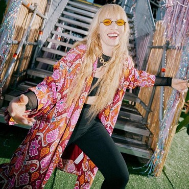 Lirik Lagu dan Terjemahan Unwritten - Natasha Bedingfield