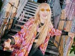 Lirik Lagu dan Terjemahan Unwritten - Natasha Bedingfield