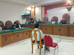Divonis Bebas, Antara Tidak Terbukti Nikmati Mobil Hadiah dari Bank