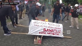 VIDEO: Massa Protes Kinerja KPU Di Pilpres 2024 Penuh Kecurangan