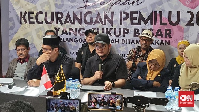 Ketua Umum Ummat Ridho Rahmadi mendesak Komisi Pemilihan Umum (KPU) RI segera menghentikan penggunaan Sistem Informasi Rekapitulasi (Sirekap) dalam mencatat perolehan suara Pemilu 2024.