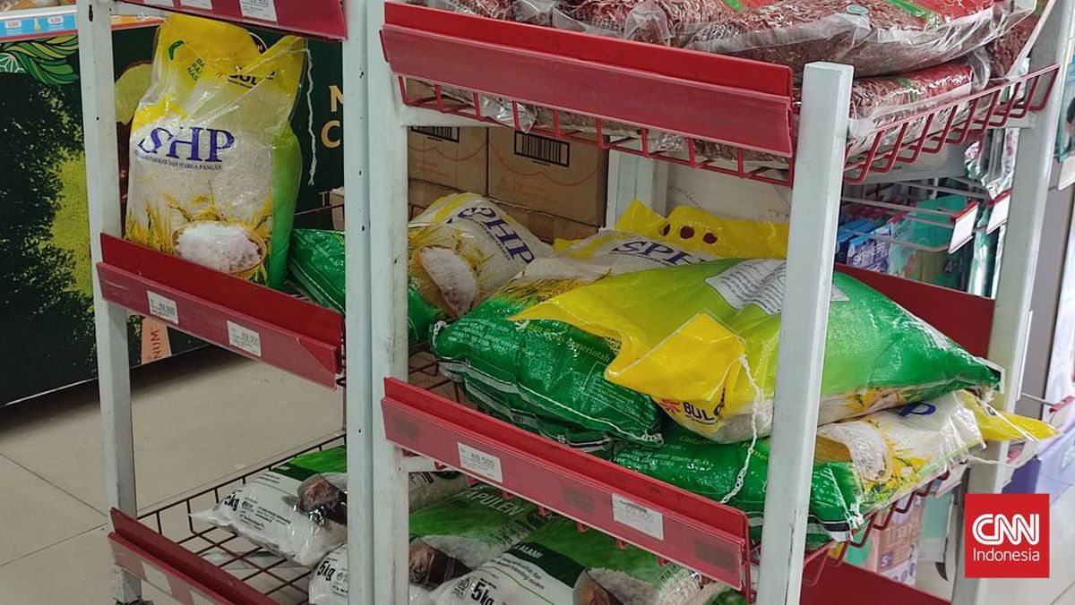 Ritel Akui Dapat Tekanan Jual Beras Premium di Tengah Kasus Oplosan