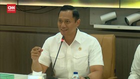 VIDEO: Hari Pertama Tugas, AHY Hadiri Rapim dan Ikut Jokowi Kunker