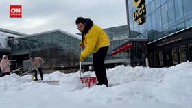 VIDEO: Penampakan Beijing Diselimuti Hamparan Salju