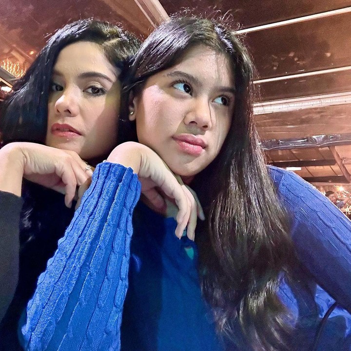 <p>Almira Tunggadewi Yudhoyono atau biasa disapa Aira tumbuh menjadi gadis remaja yang memesona. Putri Annisa Pohan dan Agus Yudhoyono ini, kini sudah berusia 15 tahun. (Foto: Instagram: @annisayudhoyono)</p>