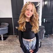 Sosok Anastasia, YouTuber Cilik Berusia 10 Tahun yang Punya Harta Rp4 Triliun dari Bikin Konten