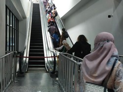 Penampakan Eskalator Stasiun Manggarai yang Masih Tak Berfungsi Hari Ini