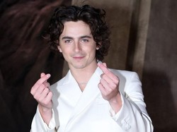 Timothee Chalamet Ungkap Nasehat Konyol Agennya untuk Sukses di Hollywood