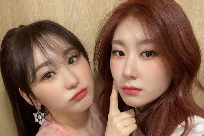 Lee Chae Yeon dan Chaeryeong ITZY/ Foto: soompi.com