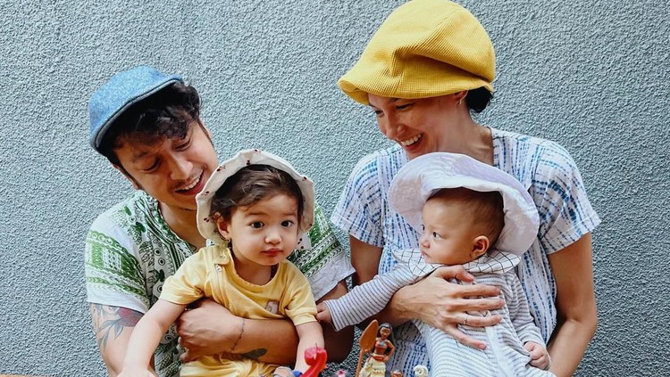 Nadi Djiwa Anggara anak Nadine Chandrawinata dan Dimas Anggara