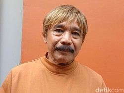 Ibu Opie Kumis Usia 90 Tahun Keukeuh Bertahan di Daerah Langganan Banjir