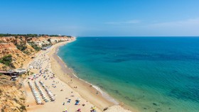 10 Pantai Terbaik di Dunia versi Tripadvisor, Tak Ada dari Asia