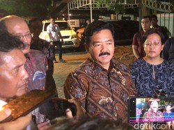 Menko Polhukam Hadi Bertemu Sultan Hamengku Buwono X
