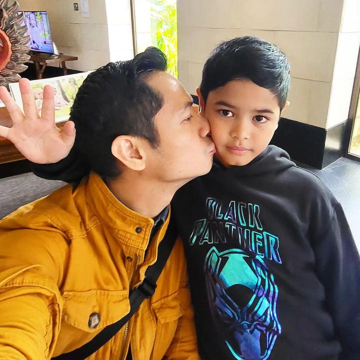 <p>Alyssa pun mengungkapkan perasaannya seraya mengucapkan selamat ulang tahun kepada sang putra. Ia menyebut akan selalu berada di sisi Rendra dan terus belajar bersamanya. (Foto: Instagram: @ichasoebandono)</p>