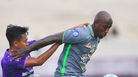 Hasil Liga 1: Diwarnai Gol Bunuh Diri, Persita vs Persebaya Imbang