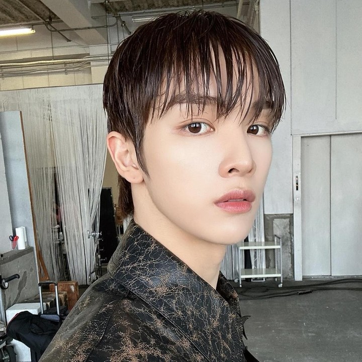 <p>Masih datang dari RIIZE, Sungchan juga menjadi salah satu idol reputasi teratas, Bunda. Menduduki peringkat ke-4, ia memiliki indeks reputasi brand sebanyak 2.789.795. (Foto: Instagram @riize_official)</p>