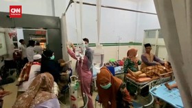 VIDEO: Keracunan Gas, Ratusan Warga Mandailing Natal Dibawa Ke RS