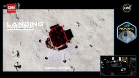 VIDEO: Momen Pendaratan Bulan Pertama AS Dalam 52 Tahun
