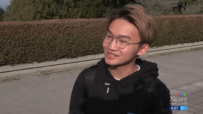 Mahasiswa Asal Kanada Pilih Pulang Pergi Kuliah Pakai Pesawat daripada Ngekos, Ini Alasannya!