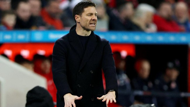 Di saat Jurgen Klopp dipusingkan masalah cedera pemain, Liverpool mencoba bergerak cepat menghubungi Xabi Alonso di Bayer Leverkusen.