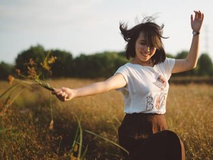 Jangan Merasa Nggak Berharga, Ini 5 Langkah Meningkatkan Self-Esteem Sebagai Perempuan