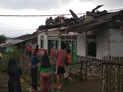 Angin Puting Beliung Terjang Kertasari Bandung, Puluhan Rumah Rusak