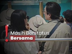 Momen Cute Soo Young dan Jung Kyung Nge-date di Kebon Binatang