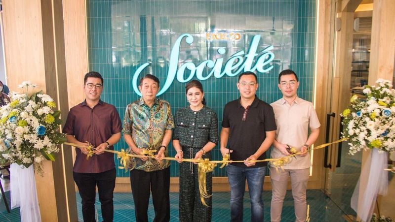 Excelso Cafe merupakan pelopor budaya kafe pertama di Indonesia.