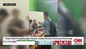VIDEO: Caleg Mengamuk Saat Penghitungan Suara