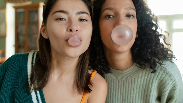 Berkunjung ke Singapura Jangan Coba-Coba Makan Permen Karet, Ternyata Ini Alasannya!