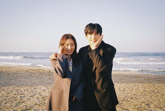 Memiliki total 16 episode, Beauties bisa menyaksikan drama terbaru Park Shin Hye dan Park Hyung Sik ini di Netflix setiap hari Sabtu dan Minggu./ Foto: instagram.com/ssinz7