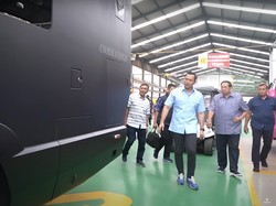 AHY dan SBY Kunjungi Karoseri Adiputro, Kepincut Bus Sangar Ini