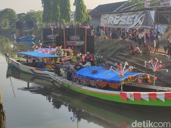 Melihat Tradisi Nelayan Sidoarjo Nyadran ke Makam Dewi Sekardadu Jelang Ramadan