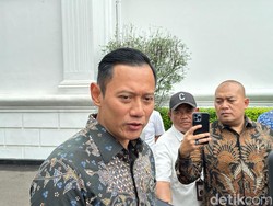 Komentar AHY soal Bertemu-Salaman dengan Moeldoko