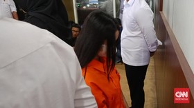 Polisi Tangkap Kasir Gelapkan Rp527 Juta Uang Toko Skin Care di Banten