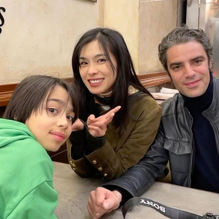 <p>Bunda sudah mengenal sosok Li Ran? Ia adalah seorang perempuan asal China yang berhasil memikat hati pangeran dari Kerajaan Belgia. (Foto: Instagram@mumunotparis)</p>