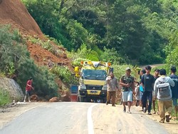 Longsor Timpa Sejumlah Warga di Bastem Utara Luwu, 1 Orang Ditemukan Tewas