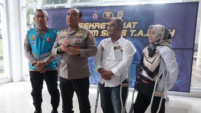 Mabes Polri menerima dua peserta difabel yang berhasil lulus dalam proses rekrutmen Sekolah Inspektur Polisi Sumber Sarjana (SIPSS).