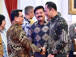 IG Jokowi Unggah Momen Sidang Kabinet, Ada Moeldoko-AHY Salaman