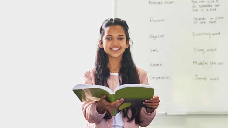 Kumpulan pidato tentang pendidikan dengan beragam tema untuk anak-anak