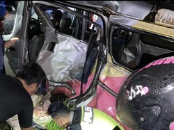 Sekeluarga Pemotor Tewas Usai Tabrakan dengan Mobil di Pangkalpinang