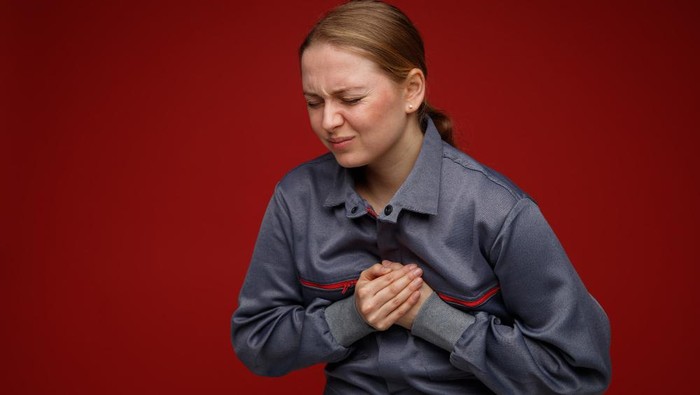 5 Makanan dan Minuman yang Harus Dihindari Jika Mengalami Jantung Berdebar