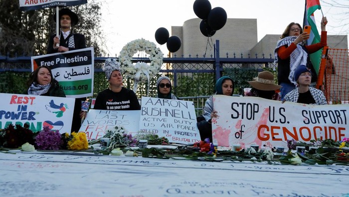 Sejarah Aksi Bakar Diri yang Digunakan Sebagai Bentuk Protes Selama Berabad-abad