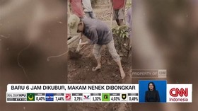 VIDEO: Baru 6 Jam Dikubur, Makam Nenek Dibongkar