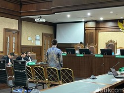 Makelar Perkara MA Dadan Tri Juga Dihukum Bayar Uang Pengganti Rp 7,9 M