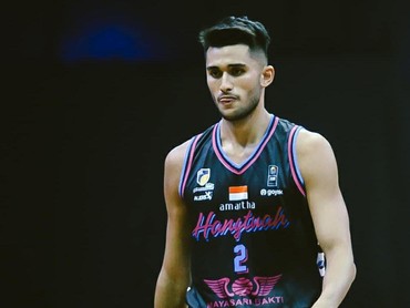 img-title Sabda Ahessa Dituntut Gegara Utang, Segini Gaji Atlet Basket Pemula-Profesional