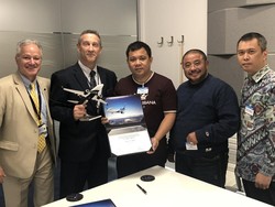 Viral Haji Isam Beli Pesawat Boeing Rp 1,5 Triliun Pakai Kaus Oblong