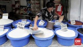 Sepekan Jelang Ramadan: Beras Masih Mahal, Gula hingga Telur Juga Naik