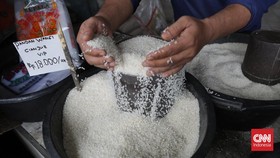 Produksi Turun, Harga Beras Terancam Naik Lagi