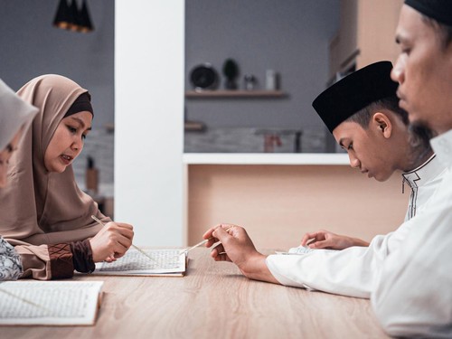 20 Kata-Kata Ajakan Tadarus Quran Bersama, Tambah Pahala Ramadhan
